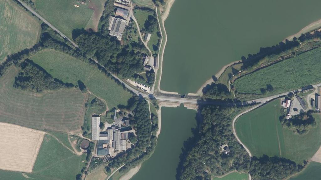 Vue aérienne de Barrage de la Cantache