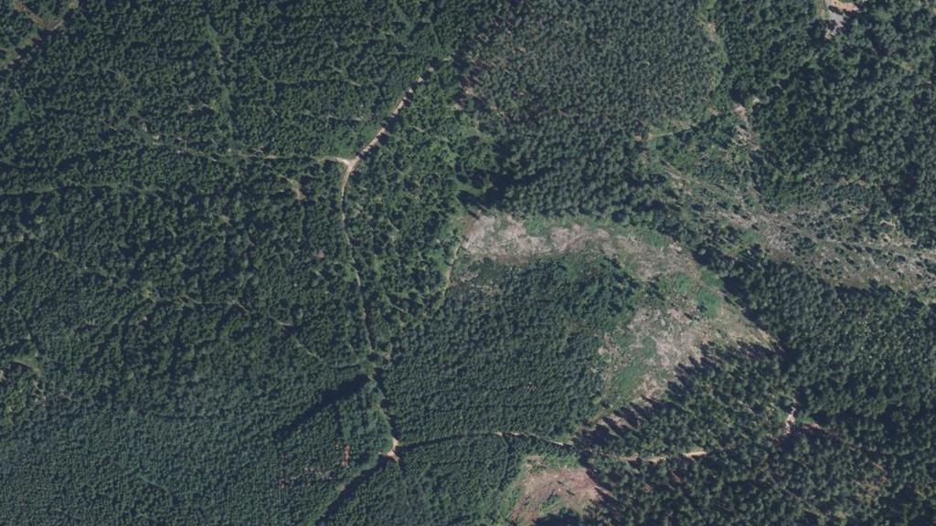 Vue aérienne de Basse d'Obtinru