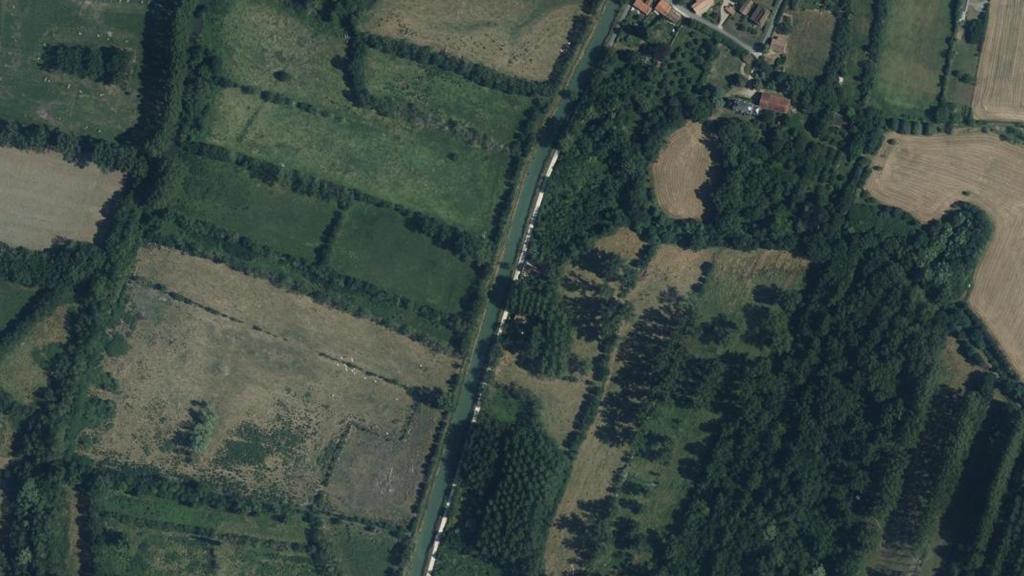 Canal de la Vieille Autize, St Sigismond