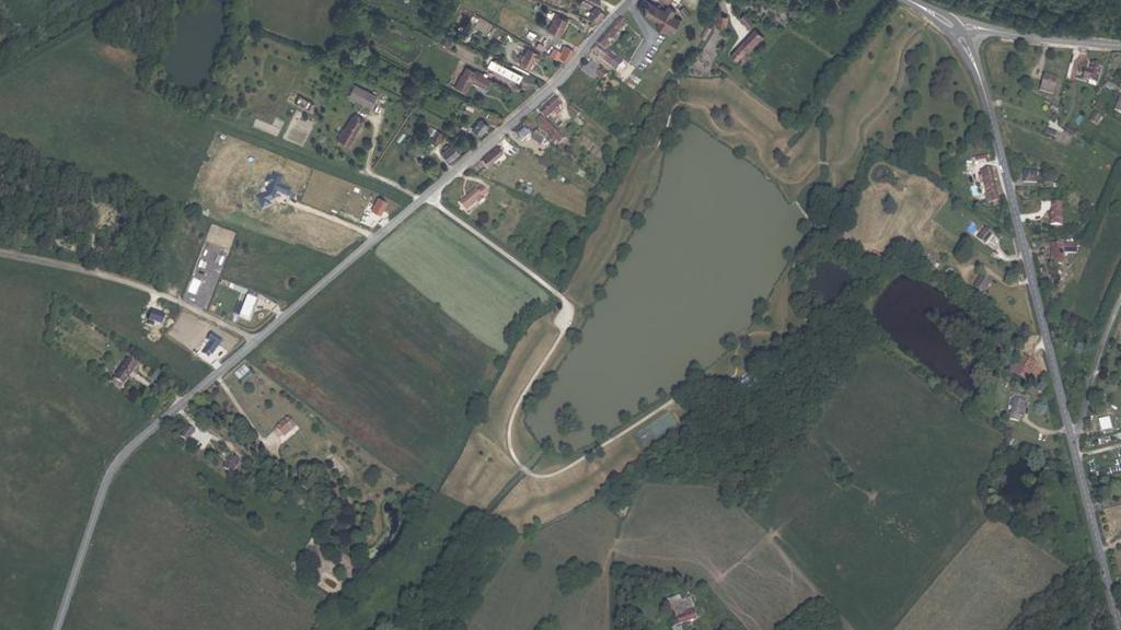 Étang Communal de Saint Denis en Val