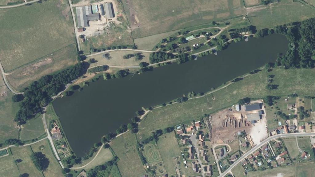 Vue aérienne de Étang Communal du Moulin