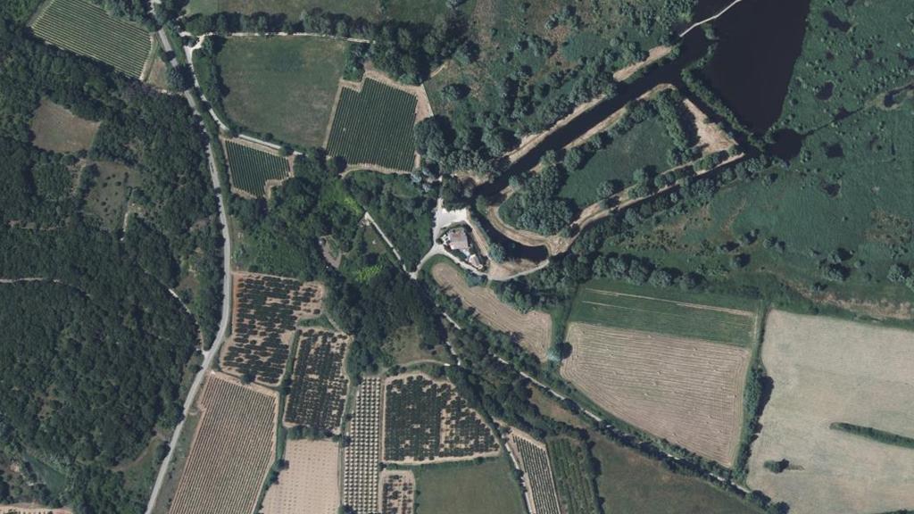 Vue aérienne des environs de Sabran