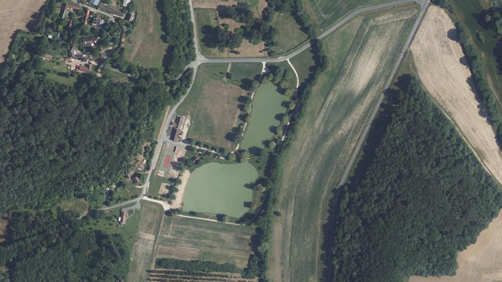 Vue aérienne de Étang de la Planche Baron