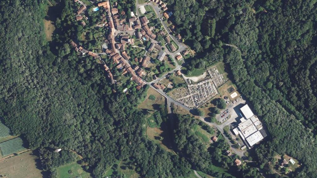 Vue aérienne de Étang de La Pouge