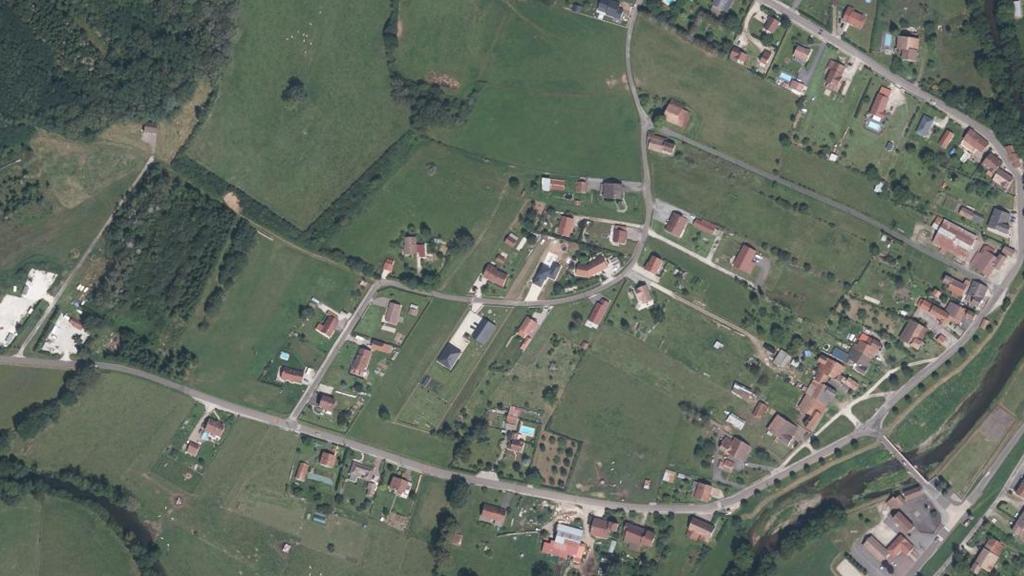 Vue aérienne des environs de Ronchamp