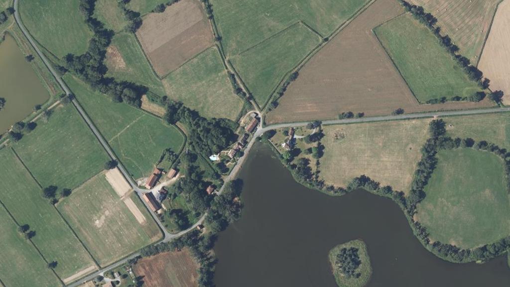 Vue aérienne de Étang de Pinaud