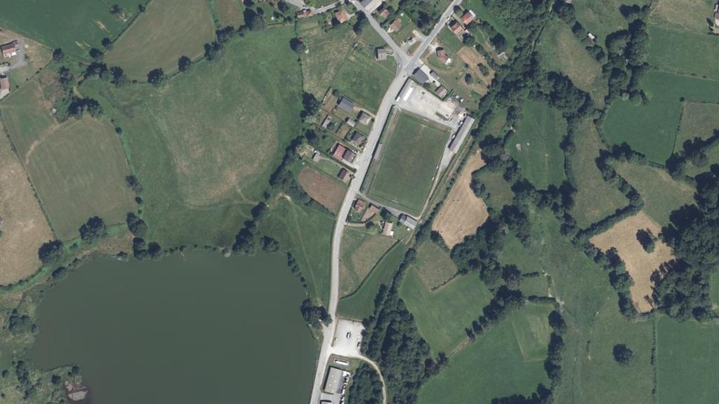 Vue aérienne de Étang de Sagne Jurade