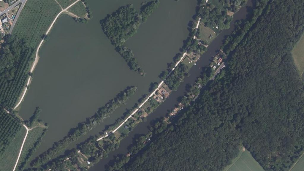 Vue aérienne des environs de Morée