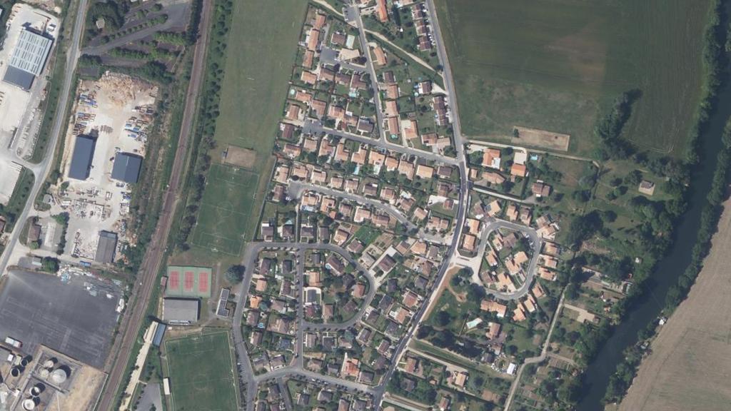 Vue aérienne de Étang des Cars