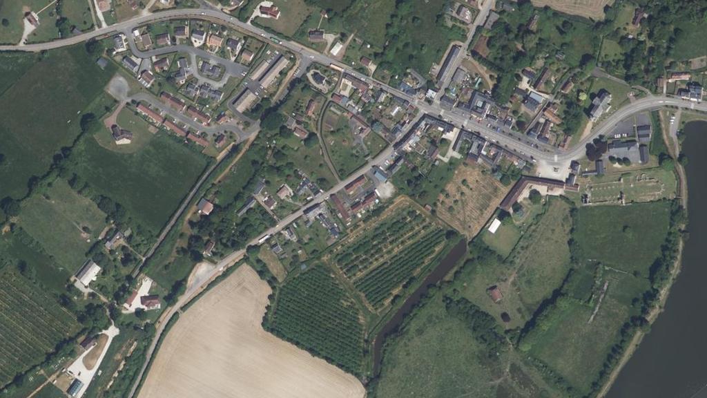 Vue aérienne des environs de Gacé