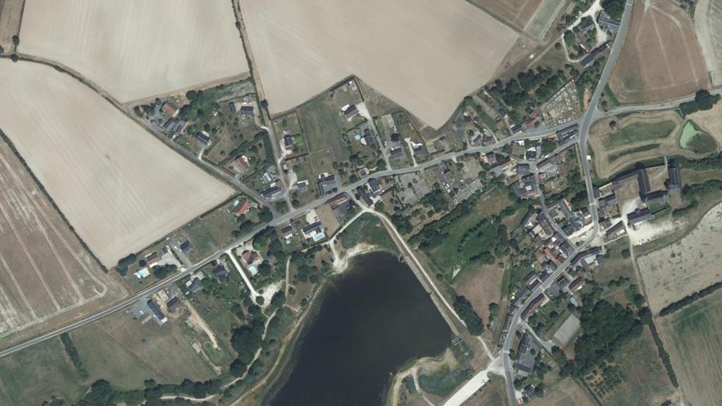 Vue aérienne de Étang du Louroux