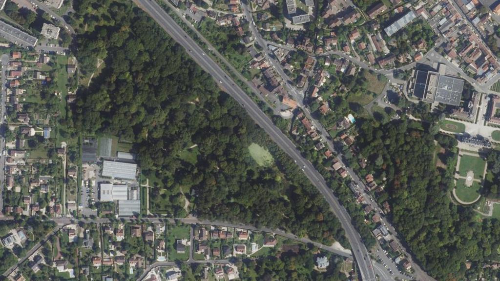 Vue aérienne de Étang du Parc Debreuil