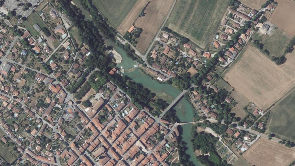 Vue aérienne de Hers Vif (Ariège)
