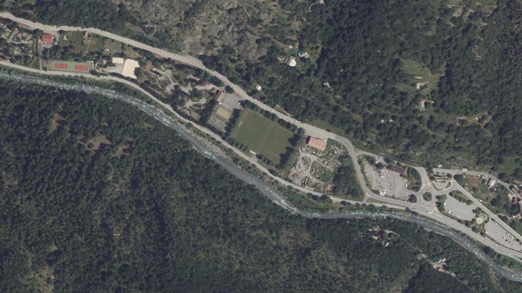 Vue aérienne de Isola Village