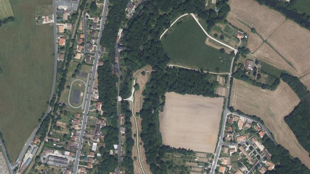 Vue aérienne de La Charente (Civray)