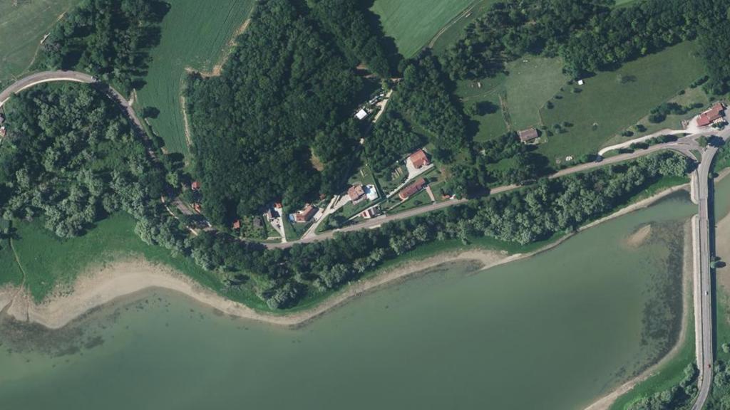Lac de Charmes
