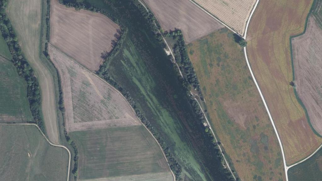 Vue aérienne de Lac de l'Excavateur Jura