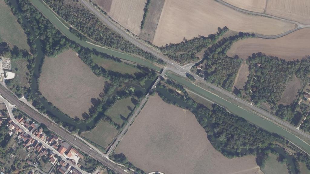 Vue aérienne de L'Armançon (Yonne)