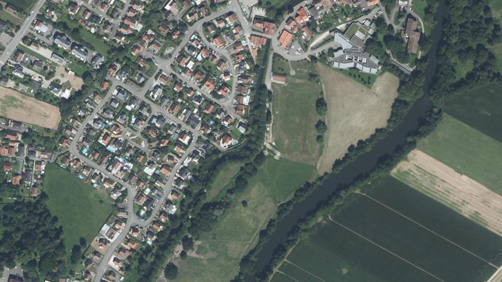 Le canal d'amenée et de fuite du moulin de Benfeld