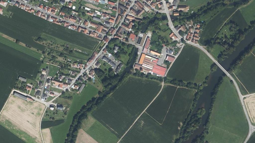Le canal de décharge de l'usine de Sand