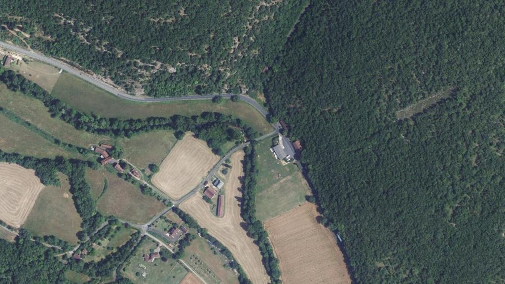Vue aérienne des environs de Léobard