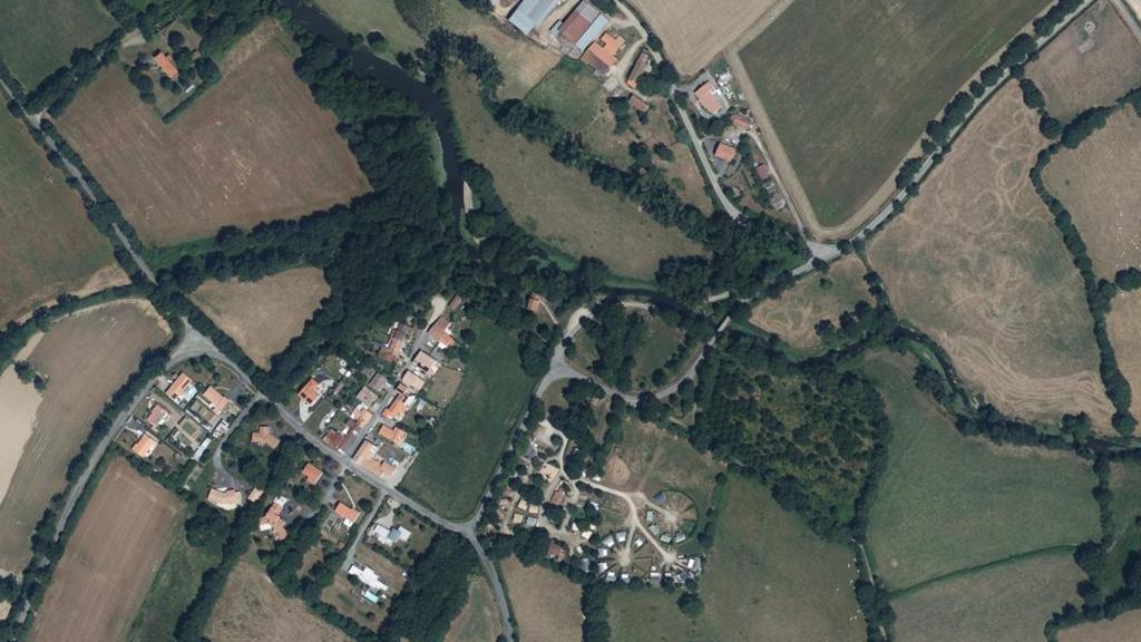 Vue aérienne des environs de Nesmy