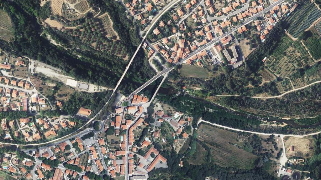 Vue aérienne de Le Tech à Céret
