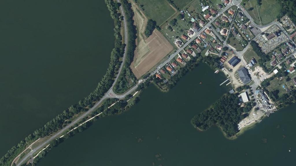 Vue aérienne de Linéaire interdit à la pêche 4