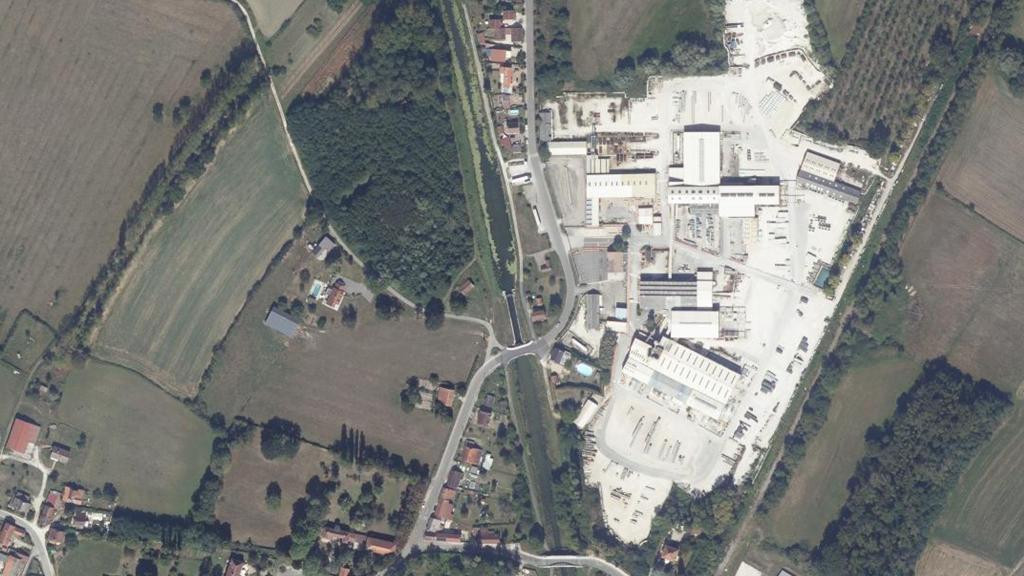 Vue aérienne de Maxilly-sur-Saône