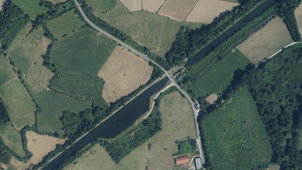 Vue aérienne des environs de Ribemont