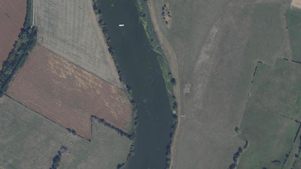 Vue aérienne de Parcours de pêche de Mont-lès-Seurre
