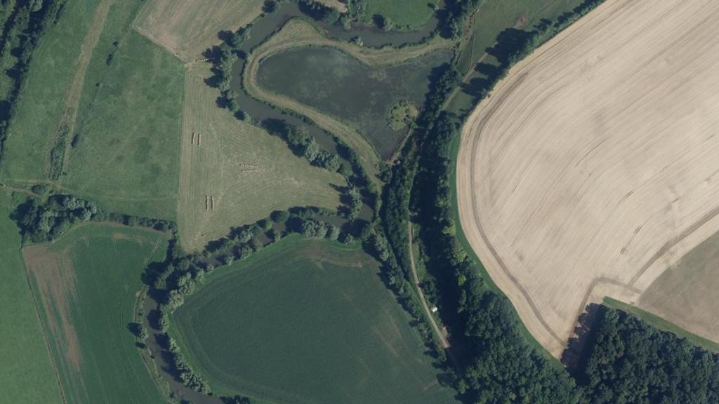Vue aérienne de Plan d'Eau 1 de la Commune de Lesquielles-Saint-Germain