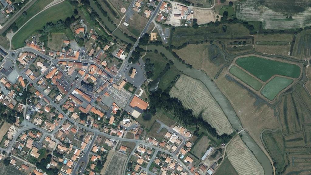 Plan d'eau communal de Notre Dame de Riez : 0,15 ha