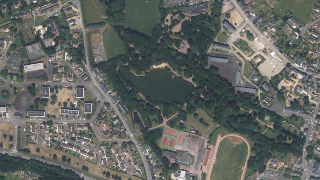 Plan d'eau de Condé-sur-Noireau