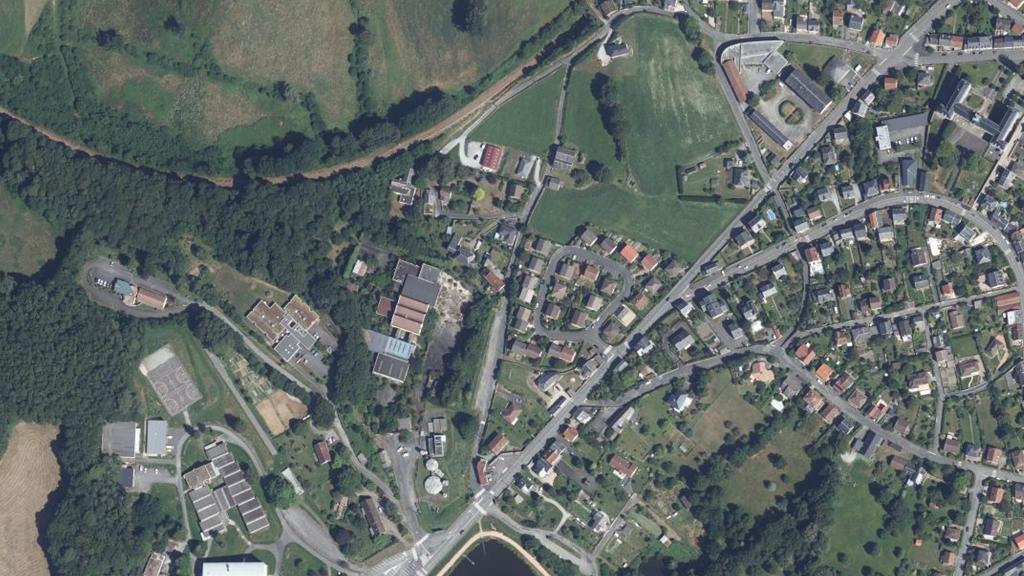 Vue aérienne de Plan d'Eau de Courtille