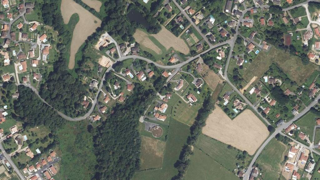 Vue aérienne de Plan d'Eau de Feytiat