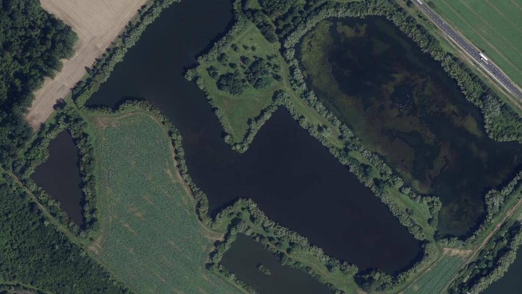 Plan d'Eau de la Charbonnière