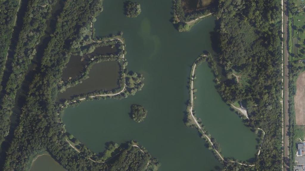 Vue aérienne de Plan d'Eau de la Commune de Dordives