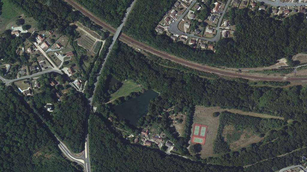 Vue aérienne de Plan d'Eau de la Forge