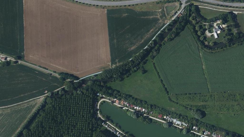 Vue aérienne de Plan d'Eau des Ballastières