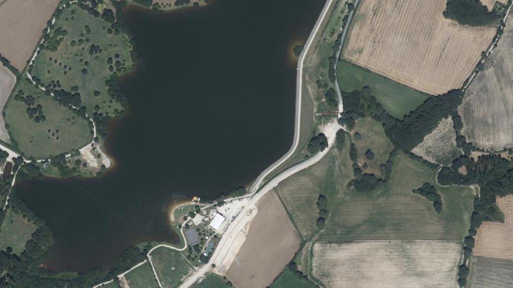 Plan d'eau du Val de Lenne