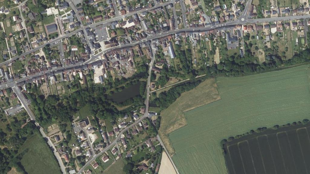 Vue aérienne de Plan d'eau du vieux Moulin (La Bazoche-Gouet)