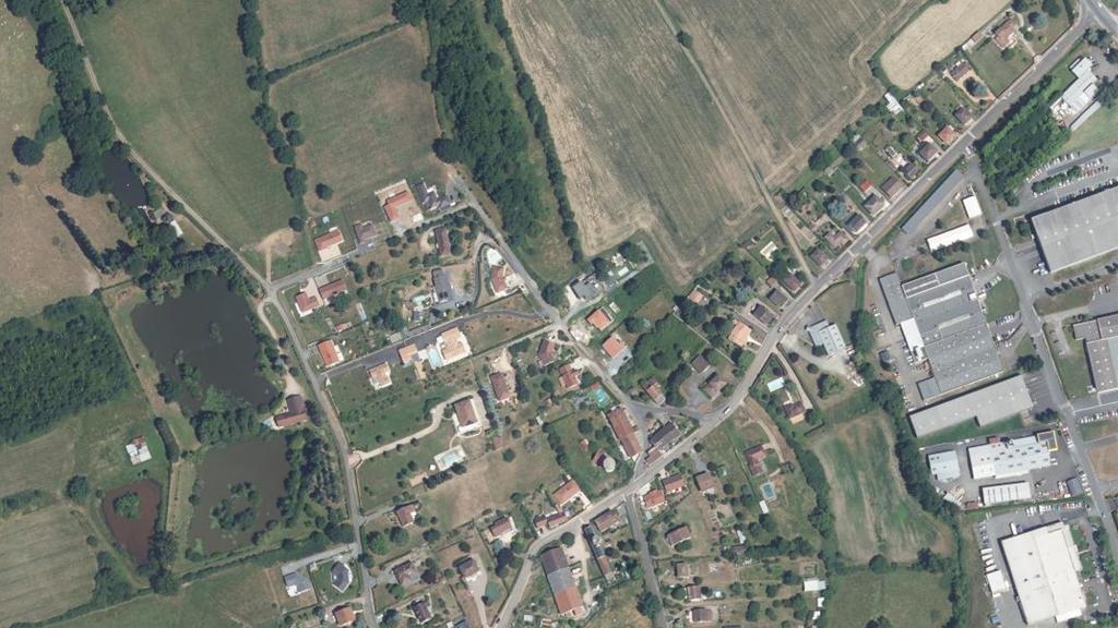 Vue aérienne des environs de Abrest