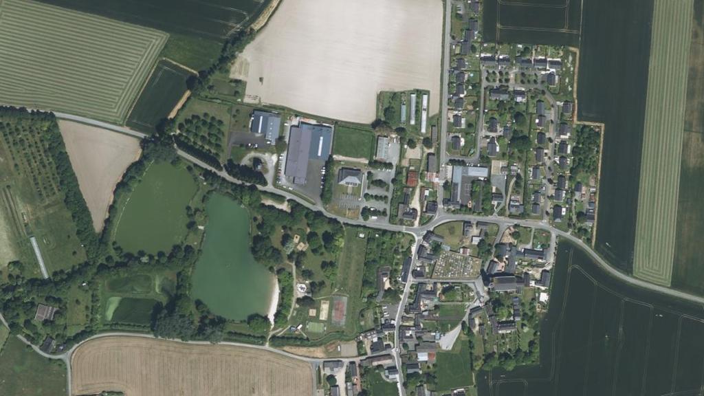 Vue aérienne de Plans d'eau du Paradis (Gennes-Val-de-Loire)