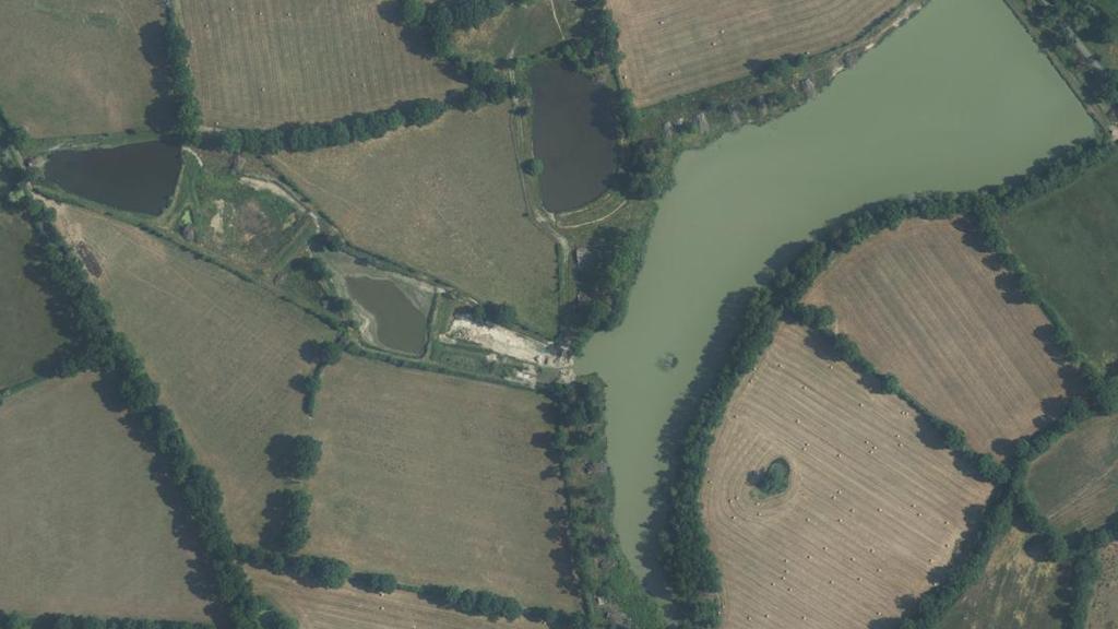 Vue aérienne de Plans Deau