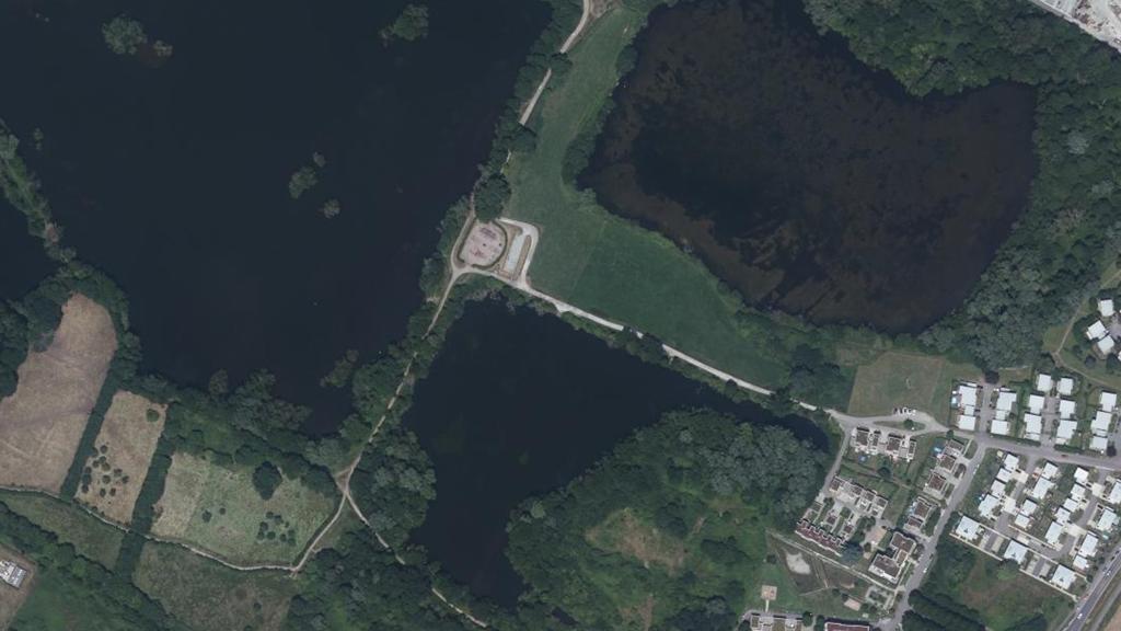 Ponton PMR - Plan d'eau E11