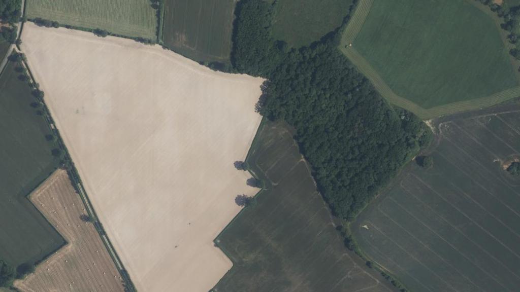 Vue aérienne des environs de Adriers