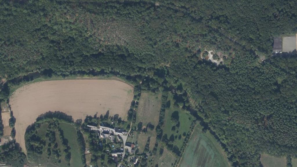 Zone de pêche accessible aux PMR sur le Semnon à Bain-de-Bretagne