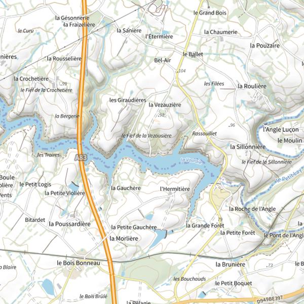 Plan cartographique de La Vezausière, Le Lac de la Vouraie, St Hilaire-le-Vouhis