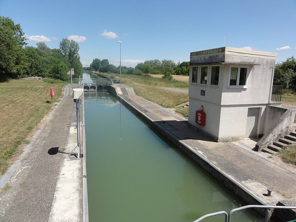 Canal latéral à l'Aisne